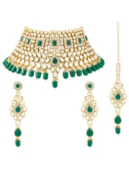 Peora - Ethnic Green Kundan Pearl Bridal Choker Necklace and Earrings with Maang Tikka