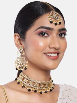 Peora - Kundan Choker Necklace and Earrings with Maang Tikka for Women