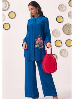 Western Era - Scarlet Bloom Handcrafted Zari Embroidered Tote