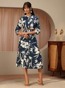 Navy Blue color option, Currently selected
