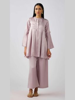 Basanti Kapde aur Koffee - Satin Embellished Pink Tunic with Pant