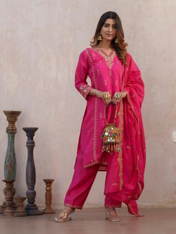 Gahan - Raw Silk Festive Neck Sequinned & Embellished Pink Kurta Pant & Dupatta (Set of 3)