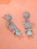Green color option, Sold out, Currently selected
