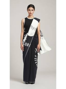 Nyri - New Trendy chinon Printed Saree with Unstitched Blouse - Black