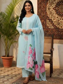 Gahan - Women A Graceful Kurta and Pant with Floral Printed Dupatta - Blue