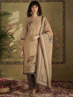 Gahan - Women Graceful Beige Kurta Gota Patti With Pant And Dupatta