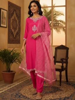 Gahan - Women Kurta Thread Embroidery Teamed and Pant with Dupatta - Pink