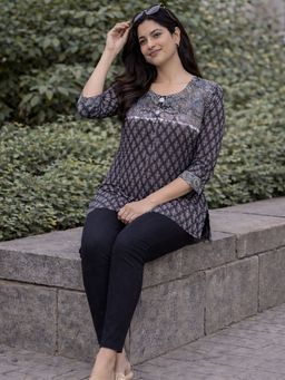 Lative Colours Of Fashion - Black Heritage Noir Printed Kurti