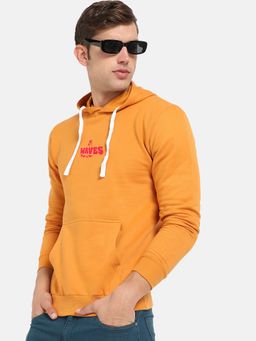 Campus Sutra - Men'S Mustard Yellow Happy Waves Hoodie