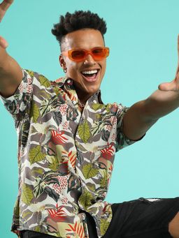 Campus Sutra - Men'S Multicolour Artistic Jungle Shirt