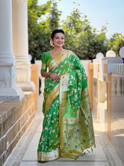 Ekta Textiles - Green Women Soft Banarasi Silk Woven Saree with Unstitched Blouse
