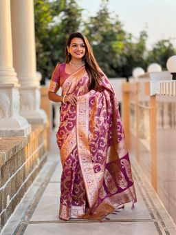 Ekta Textiles - Women Magenta Soft Banarasi Silk Woven Saree with Unstitched Blouse