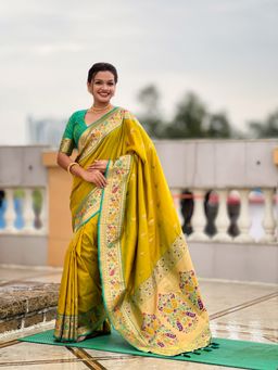 Ekta Textiles - Women Green Soft Pathani Silk Zari Woven Saree with Unstitched Blouse