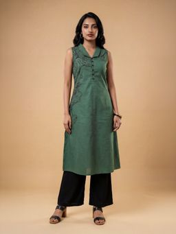 VISMAY - Women Green Cotton Flared Abstract Kurti
