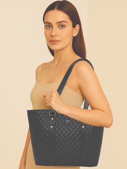 ESBEDA - Black Colour Quilted Classic Pattern Tote Bag For Women