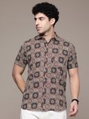 Taupe color option, Currently selected