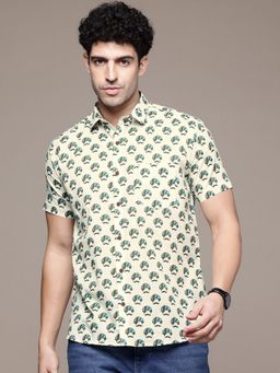 CAYMAN - Cream Ethnic Motifs Printed Pure Cotton Casual Shirt