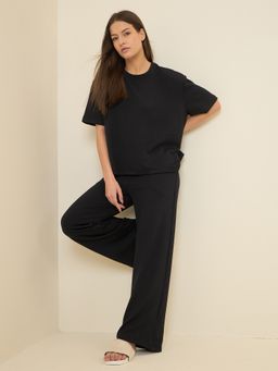 Sweet Dreams - Women Black Solid Pyjama with T-Shirt (Set of 2)