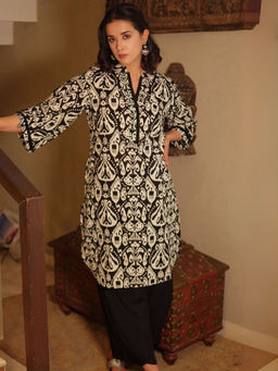 Spring Soul - Black Ikat Printed Kurta