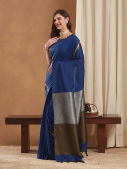 SERONA FABRICS - Blue Pure Cotton Tassels Handloom Saree With Unstitched Blouse