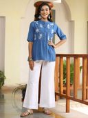 White color option, Currently selected