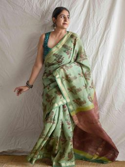 Sundarii - Tulsika - Bagru Green Maheshwari Silk Saree With Unstitched Blouse
