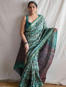 Sundarii - Ankuri Chaap - Bagru Maheshwari Silk Green Saree With Unstitched Blouse