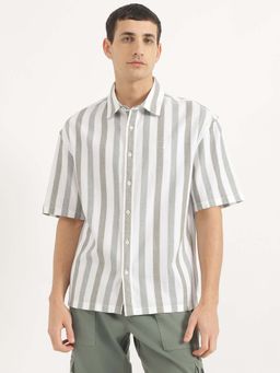 United Colors of Benetton - Oversized Fit Spread Collar Striped Shirt