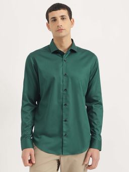 United Colors of Benetton - Slim Fit Cut Away Collar Solid Shirt