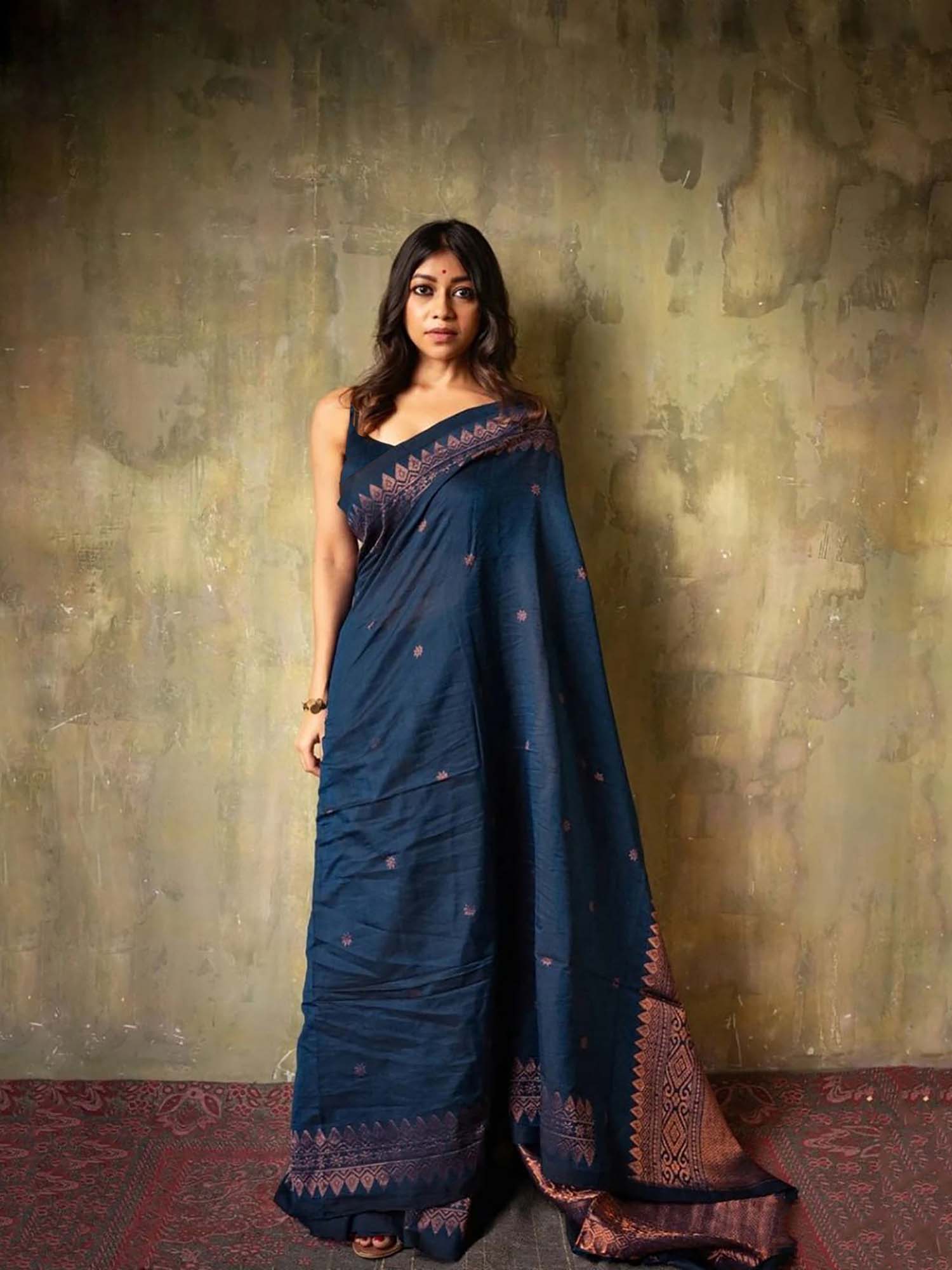 Blue Woven Designer Banarasi Silk Kanjivaram Saree with Unstitched Blouse-image-2