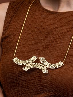 Ethnic Andaz - Kalachakra Lattice Horizontal Chain -Gold