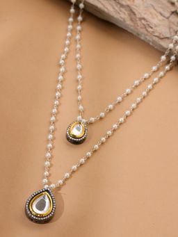 Ruby Raang Studio - Beaded Chain Kundan Drop Necklace -White