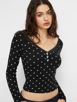 Cider - Cotton-Blend Women's Ruched Lace Trim V-Neck Thermal Top Black