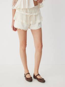 Cider - Lace Trim Women's Mid-Waist Tiered Micro Shorts Cream
