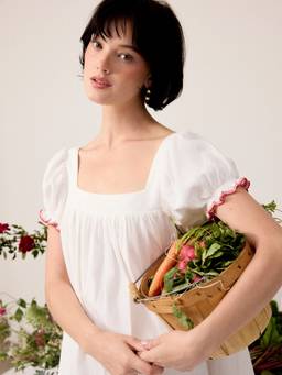 Cider - Fruit Embroidery Women Square Neck Puff Sleeve Babydoll White