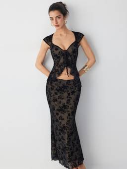 Cider - Flocked Mesh Women’s Tie-Front Floral Sleepwear Set Black