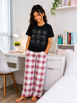 Ninos Dreams - Cotton Black Checkered Pyjama With T-Shirt