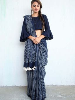 Chidiyaa - Blue Block Printed Cotton Mul Saree 4