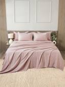 Pink color option, Currently selected