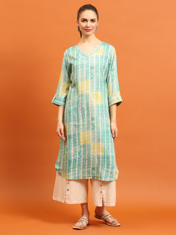 INDIESSENCE - Women Liva Rayon Green Print Kurta