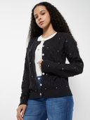 Black color option, Currently selected