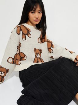 max - URB_N Women Cream Knit Sweater
