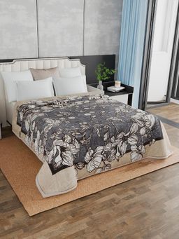 Signature - Albela Double Bed All Weather Blanket - Grey