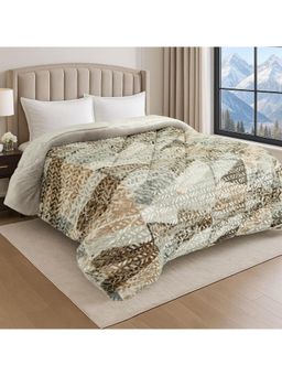 Signature - Panther Double Bed Winter Quilt - Multi-Color