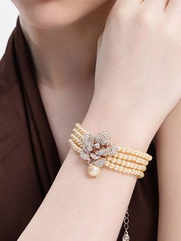 Estele - Rose Gold Floral Pearl Bracelet