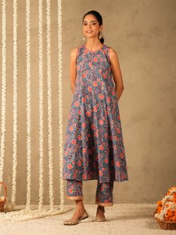 Akiso - Blue Floral Printed Kalidar Sleeveless Long Kurta