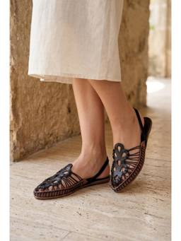 LAZERA SHOES - Women Stylish Huarache Woven Flat Sandals Black