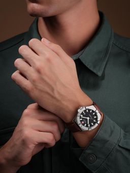 Swiss Military Hanowa - Jockworth Men Sport Style Leather Strap (Smwgb0008002) (M)