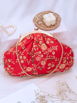 AMYRA - Floral Creeper Vintage Purse Red