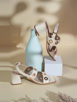 Saint G - Women Beige Flower Eyelets Leather Block Heels